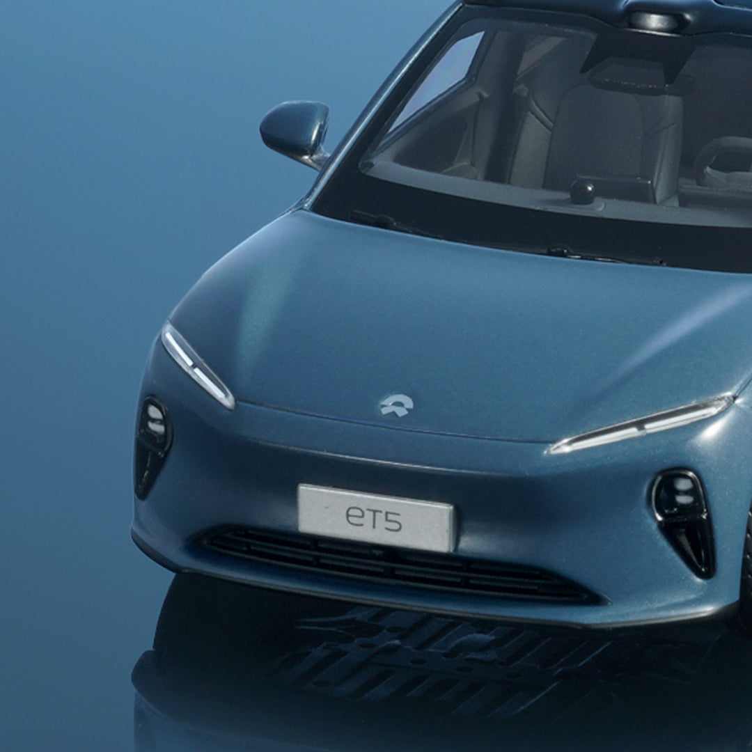 Titanium 1:43 Scale NIO ET5T