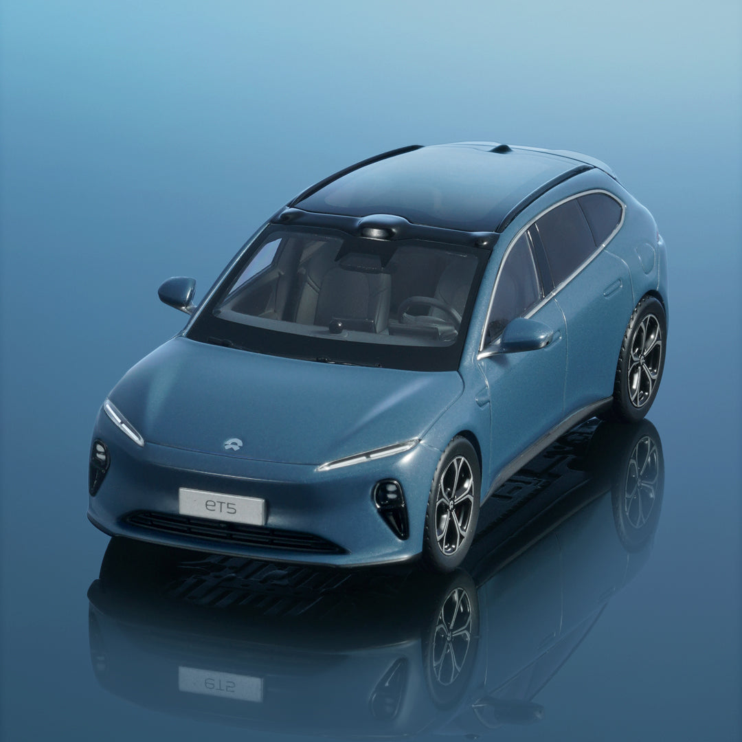 Titanium 1:43 Scale NIO ET5T