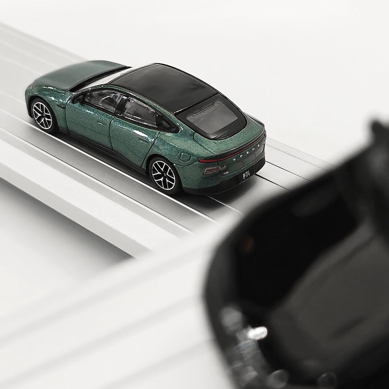 Zinc Alloy 1:64 Scale XPENG P7i